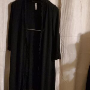 TICKLED TEAL Long black lace-lined cardigan XL